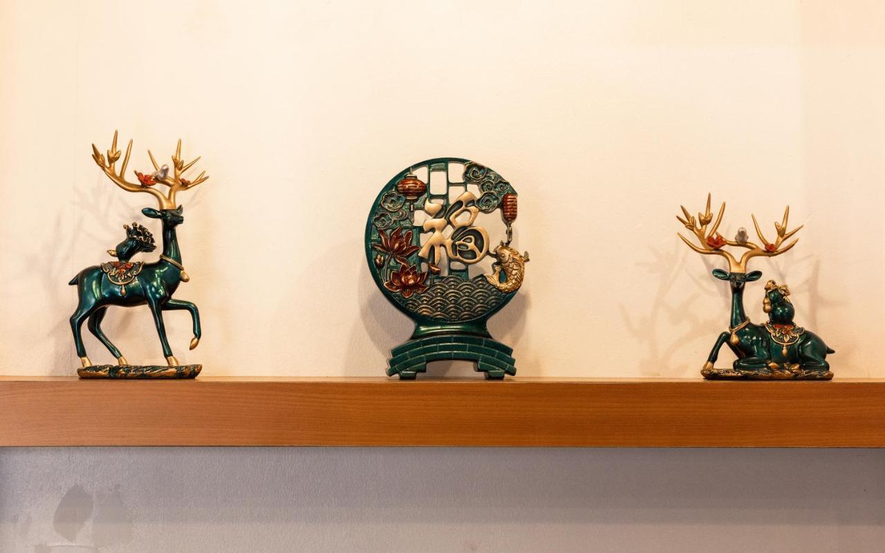 Marco Polo Phuket Poshtel & Bistro Hostel Ngoại thất bức ảnh