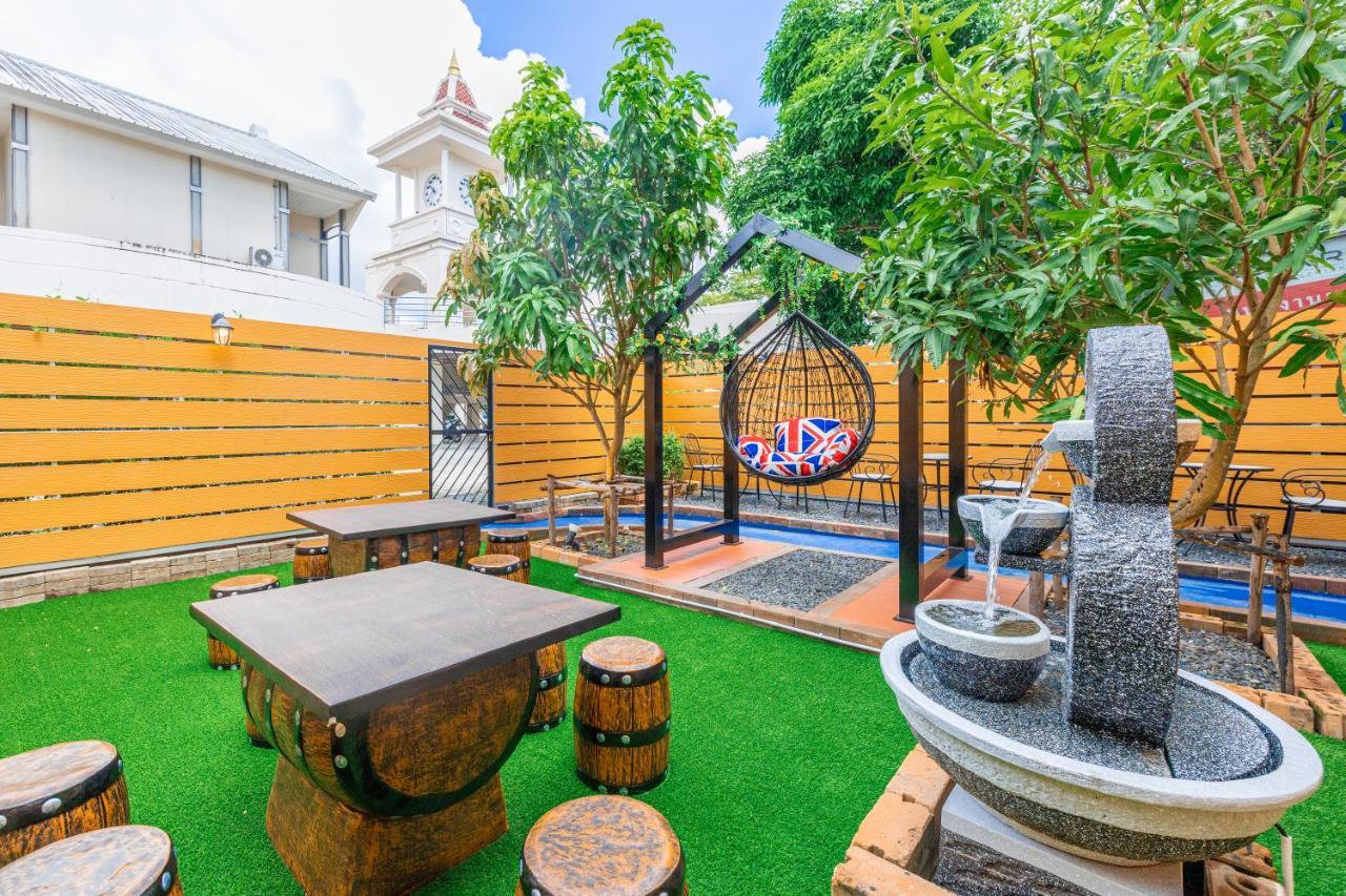 Marco Polo Phuket Poshtel & Bistro Hostel Ngoại thất bức ảnh