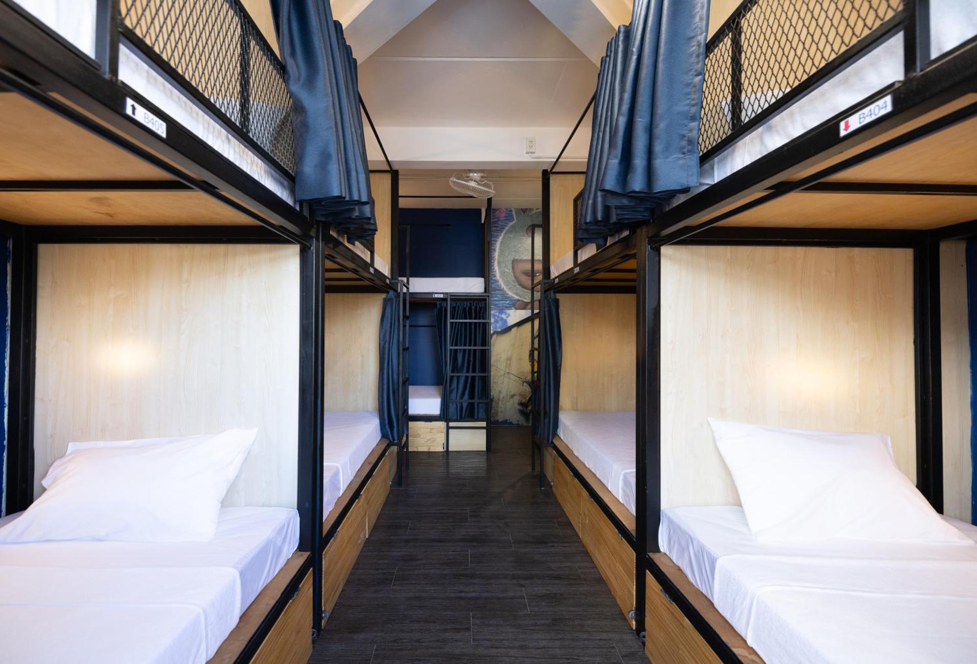 Marco Polo Phuket Poshtel & Bistro Hostel Phòng bức ảnh